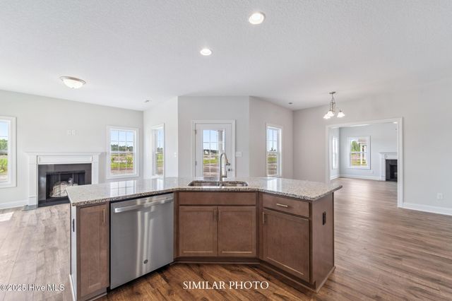 106 Sanctuary Street, Jacksonville, NC 28546