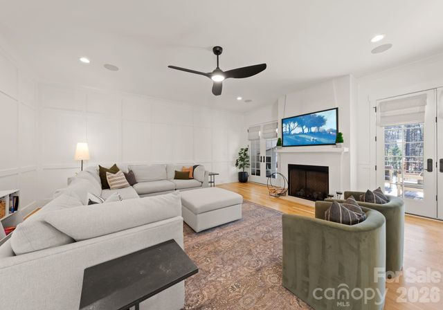 3107 James Plantation Drive, Denver, NC 28037