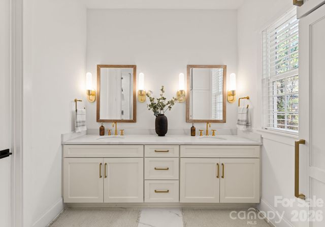 3107 James Plantation Drive, Denver, NC 28037