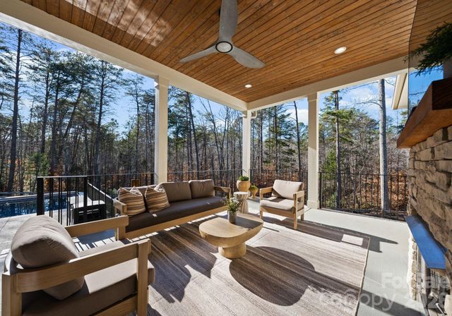 3107 James Plantation Drive, Denver, NC 28037