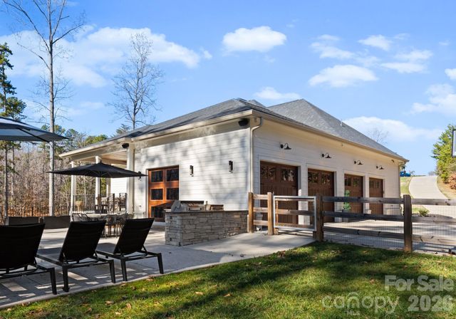 3107 James Plantation Drive, Denver, NC 28037