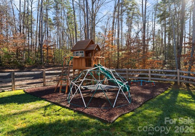 3107 James Plantation Drive, Denver, NC 28037