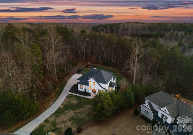 3107 James Plantation Drive, Denver, NC 28037