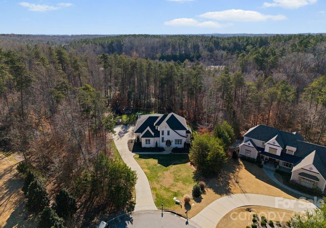3107 James Plantation Drive, Denver, NC 28037