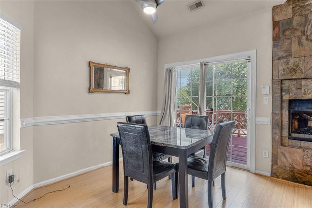 3224 Lynnhaven DR, Virginia Beach, VA 23451
