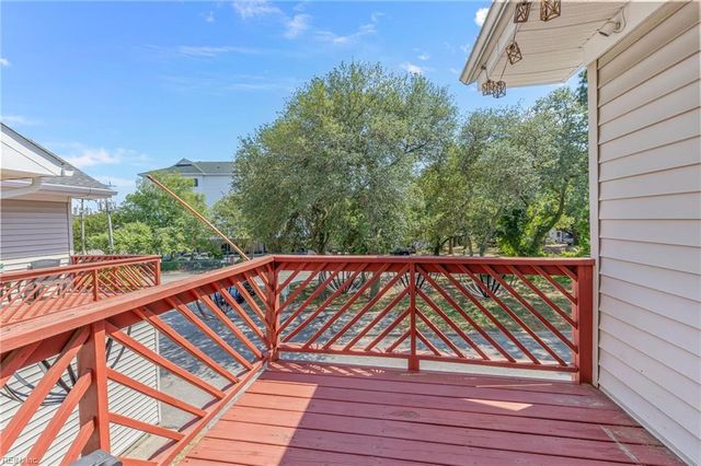 3224 Lynnhaven DR, Virginia Beach, VA 23451