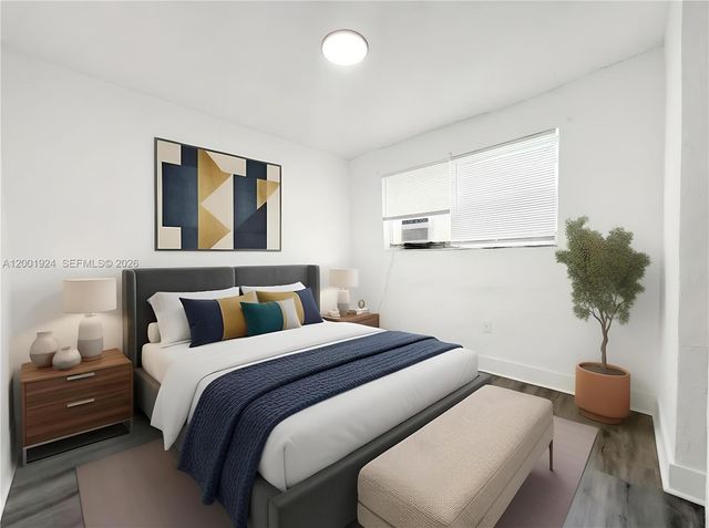 220 NW 11th Ter 3, Miami, FL 33136