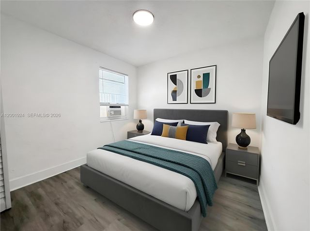 220 NW 11th Ter 3, Miami, FL 33136