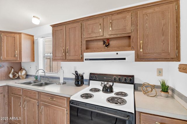 747 E GERMANN Road 109, San Tan Valley, AZ 85140