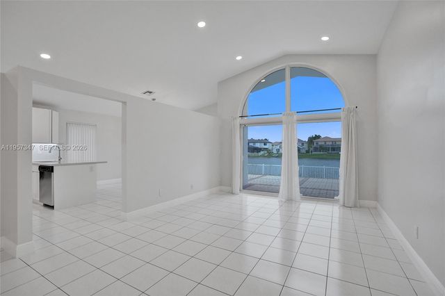 18034 SW 20th St, Miramar, FL 33029