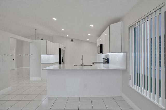 18034 SW 20th St, Miramar, FL 33029