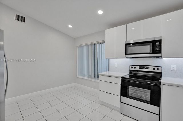 18034 SW 20th St, Miramar, FL 33029