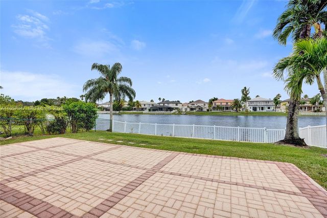 18034 SW 20th St, Miramar, FL 33029