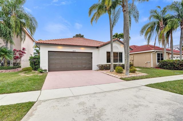 18034 SW 20th St, Miramar, FL 33029