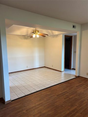 11407 Springhollow Road 407, Oklahoma City, OK 73120