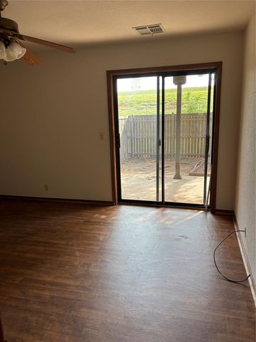 11407 Springhollow Road 407, Oklahoma City, OK 73120
