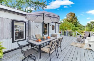 17 West Street, Dellroy, OH 44620