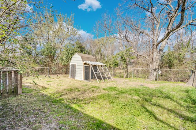 103 Olive Street, Waxahachie, TX 75165