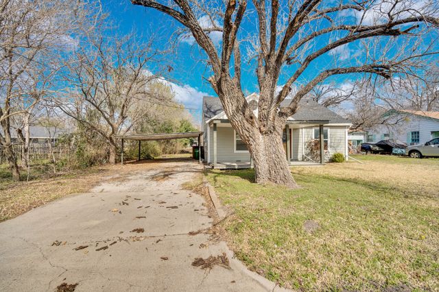 103 Olive Street, Waxahachie, TX 75165