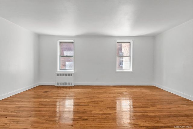 67-12 Yellowstone Boulevard E9, Forest Hills, NY 11375