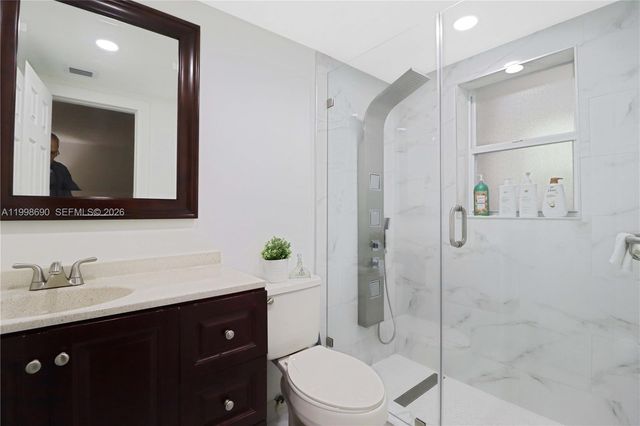 6095 W 18th Ave S107, Hialeah, FL 33012