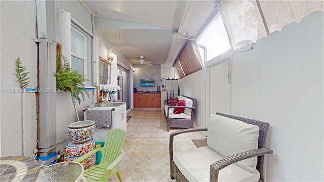 6095 W 18th Ave S107, Hialeah, FL 33012