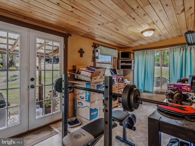 237 REDBUD LN, Hedgesville, WV 25427