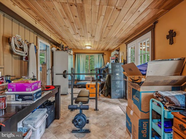 237 REDBUD LN, Hedgesville, WV 25427