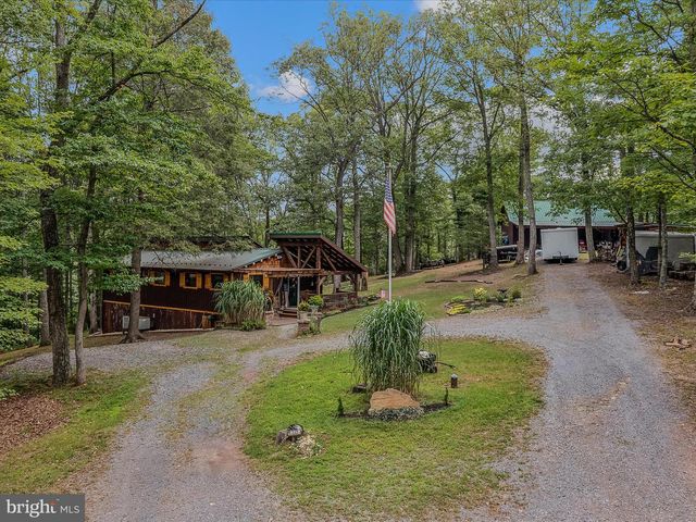 237 REDBUD LN, Hedgesville, WV 25427