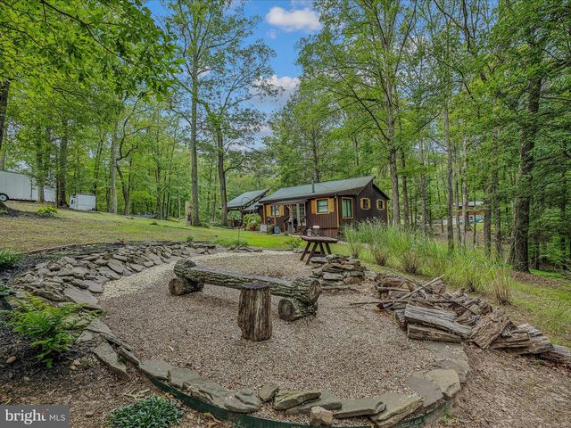 237 REDBUD LN, Hedgesville, WV 25427