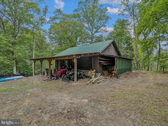 237 REDBUD LN, Hedgesville, WV 25427