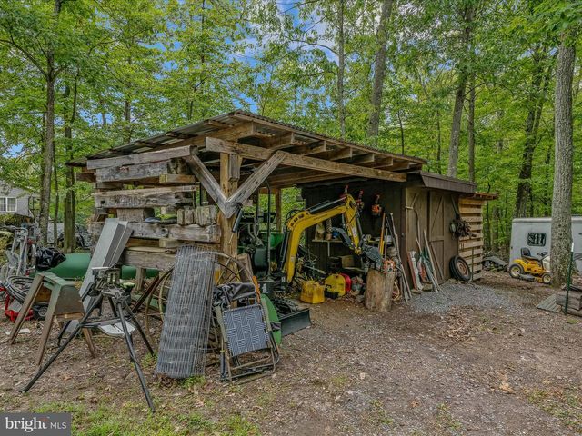 237 REDBUD LN, Hedgesville, WV 25427