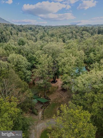 237 REDBUD LN, Hedgesville, WV 25427