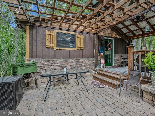 237 REDBUD LN, Hedgesville, WV 25427