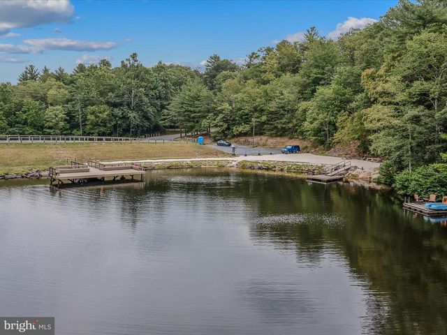 237 REDBUD LN, Hedgesville, WV 25427