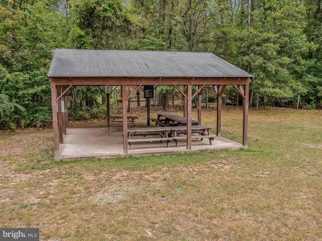 237 REDBUD LN, Hedgesville, WV 25427