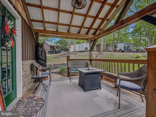 237 REDBUD LN, Hedgesville, WV 25427