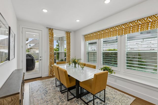 704 Streetside Lane, Argyle, TX 76226