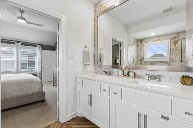 704 Streetside Lane, Argyle, TX 76226