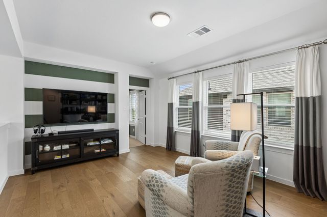 704 Streetside Lane, Argyle, TX 76226