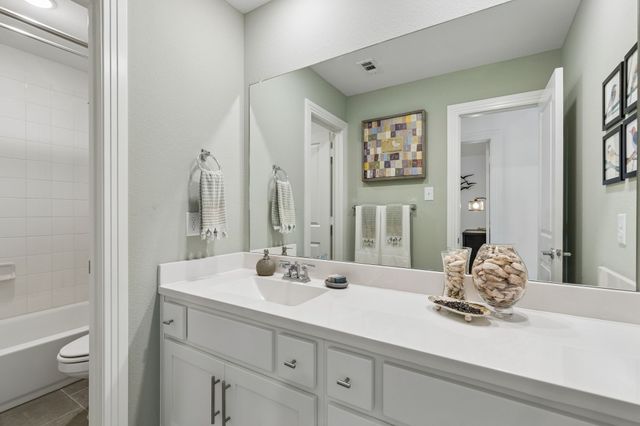 704 Streetside Lane, Argyle, TX 76226