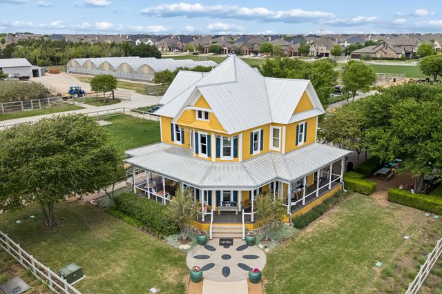 704 Streetside Lane, Argyle, TX 76226