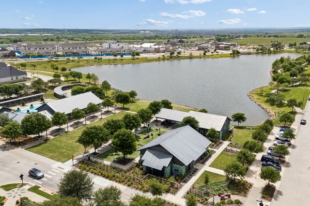 704 Streetside Lane, Argyle, TX 76226