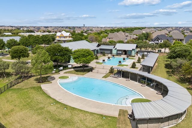 704 Streetside Lane, Argyle, TX 76226