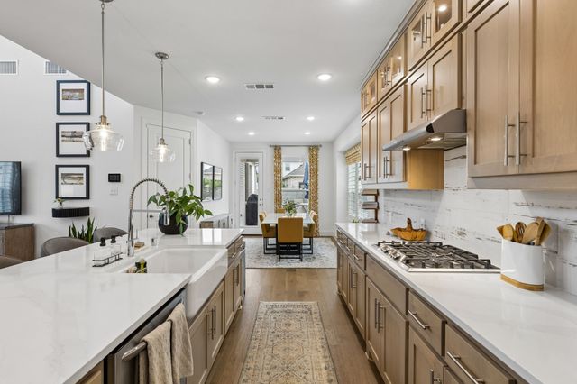 704 Streetside Lane, Argyle, TX 76226