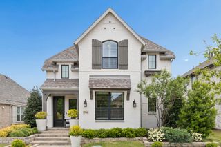 704 Streetside Lane, Argyle, TX 76226