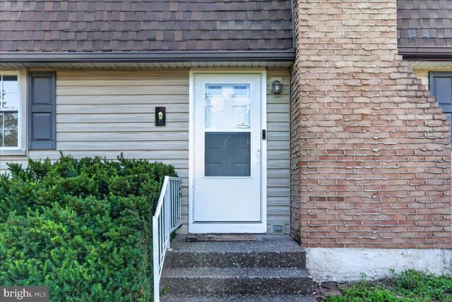 119 RUSSELL AVE, Douglassville, PA 19518