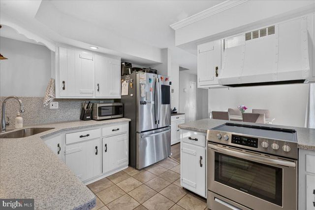 119 RUSSELL AVE, Douglassville, PA 19518