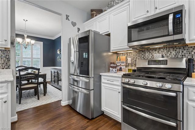 804 Evelyn WAY, Chesapeake, VA 23322
