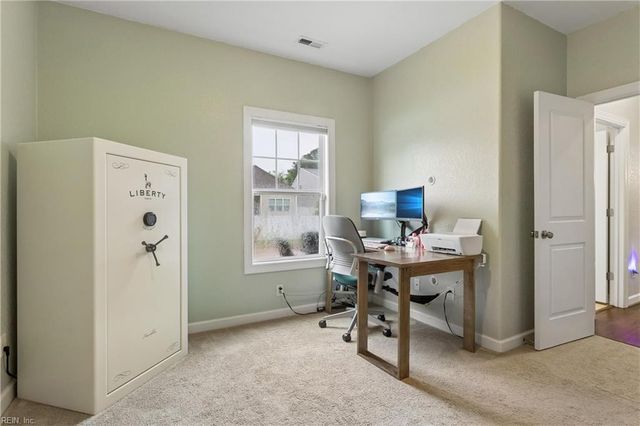 804 Evelyn WAY, Chesapeake, VA 23322